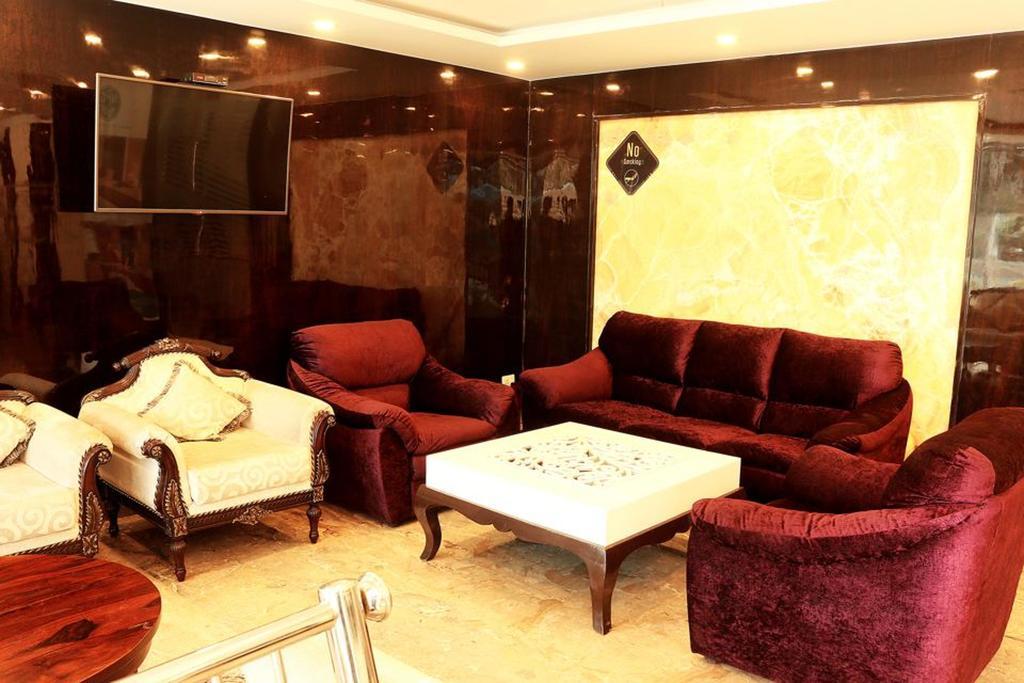 Oyo 1522 Npg Hotel Καλκούτα Εξωτερικό φωτογραφία